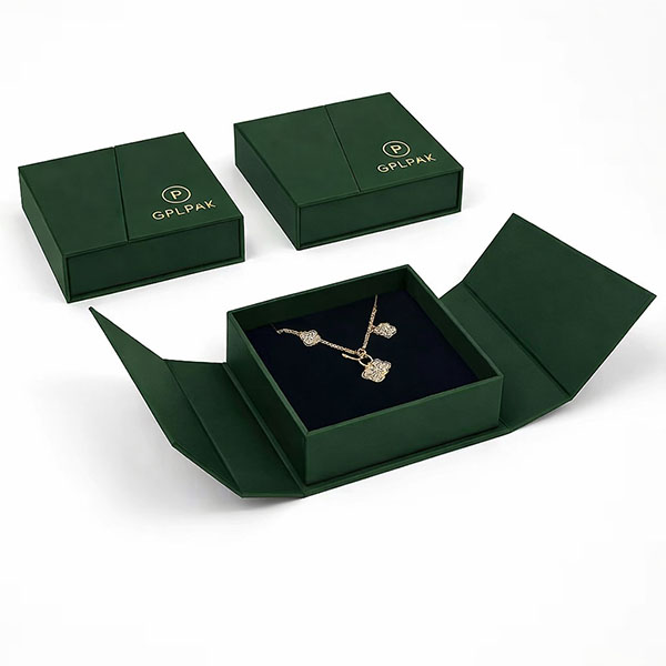 Custom Jewelry Boxes