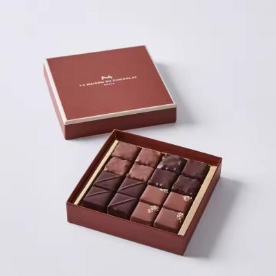 Cardboard Candy Chocolate Covered Pralinen Strawberry Box with Plastic Inserts