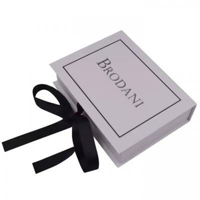 Magnetic Gift Set Cosmetic Box Cardboard Box Paper Packaging Wig