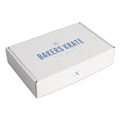 White Corrugated Mailer Box Clothes Packaging Luxury Baby Gift